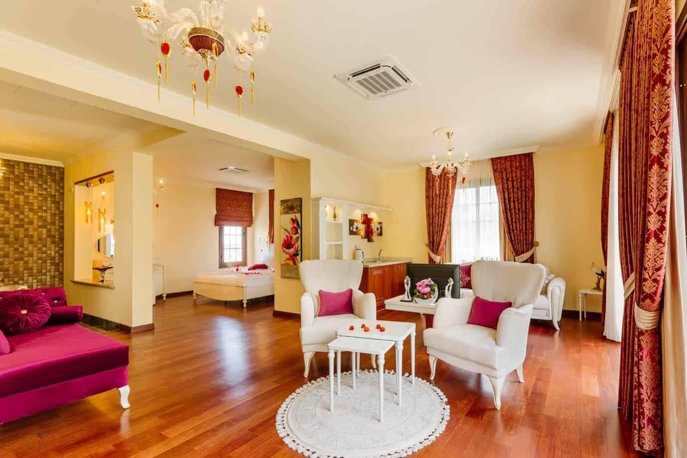 Almond Holiday Village & Hotel Karavas  外观 照片